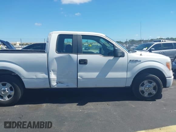 ✅ 2014 Ford F-150 XLT • VIN: 1FTEX1CM3EFB74283 • Lot: 43017667. Listed on IAAI with 208,369 mi. Free auction sales archive from the USA and detailed vehicle history report at DreamBid. Image 13.