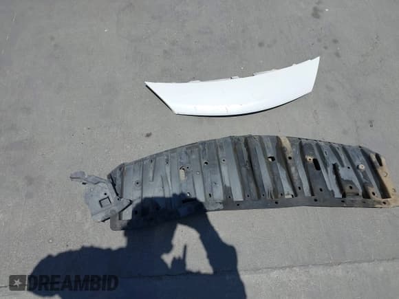 ✅ 2014 Nissan Note S Plus • VIN: 3N1CE2CPXEL396874 • Лот: 42500144. Опубликован ранее на IAAI с пробегом 221 569 миль. Бесплатный доступ к архиву аукционных продаж из США и подробный отчёт об истории автомобиля на DreamBid. Изображение 12.