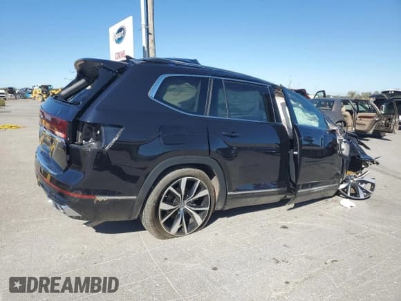 ✅ 2025 Volkswagen Atlas SEL Premium R-Line • VIN: 1V2FR2CA0SC555787 • Lot: 87387475. Listed on Copart with 9,956 mi. Free auction sales archive from the USA and detailed vehicle history report at DreamBid. Image 3.