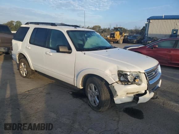 ✅ 2010 Ford Explorer XLT • VIN: 1FMEU7D87AUA09772 • Lot: 84935835. Wystawiony na Copart z przebiegiem 68 663 mil. Bezpłatny archiwum sprzedaży aukcyjnych z USA i szczegółowy raport historii pojazdu na DreamBid. Zdjęcie 4.