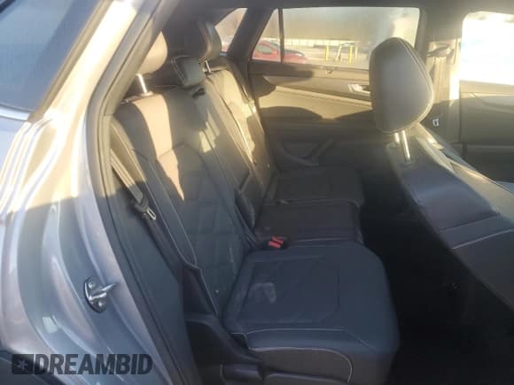 ✅ 2024 Volkswagen Atlas SE • VIN: 1V2WE2CA2RC219872 • Лот: 92331715. Опубликован ранее на Copart с пробегом 42 442 миль. Бесплатный доступ к архиву аукционных продаж из США и подробный отчёт об истории автомобиля на DreamBid. Изображение 11.