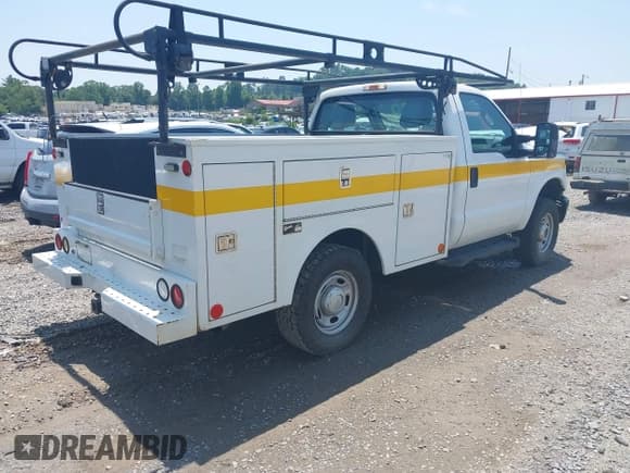 ✅ 2015 Ford F-250 • VIN: 1FDDF2B66FEA34884 • Lot: 42434311. Listed on IAAI with 131,644 mi. Free auction sales archive from the USA and detailed vehicle history report at DreamBid. Image 4.