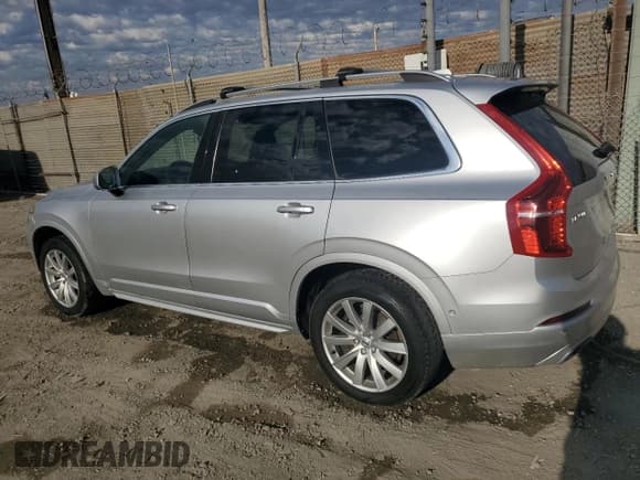 ✅ 2018 Volvo XC90 Momentum • VIN: YV4A22PK5J1202021 • Лот: 83991985. Опубликован ранее на Copart с пробегом 195 286 миль. Бесплатный доступ к архиву аукционных продаж из США и подробный отчёт об истории автомобиля на DreamBid. Изображение 2.