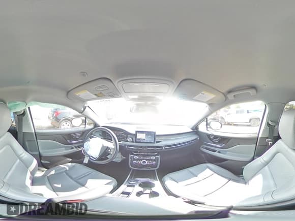 ✅ 2020 Lincoln Corsair Standard • VIN: 5LMCJ1C98LUL11353 • Lot: 65063455. Wystawiony na Copart z przebiegiem 70 509 mil. Bezpłatny archiwum sprzedaży aukcyjnych z USA i szczegółowy raport historii pojazdu na DreamBid. Zdjęcie 14.