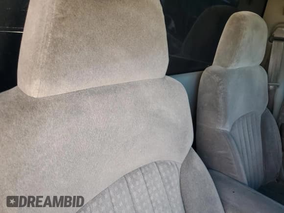 ✅ 2000 Chevrolet S-10 LS • VIN: 1GCCS1458YK249522 • Lot: 91729295. Wystawiony na Copart z przebiegiem 207 871 mil. Bezpłatny archiwum sprzedaży aukcyjnych z USA i szczegółowy raport historii pojazdu na DreamBid. Zdjęcie 10.