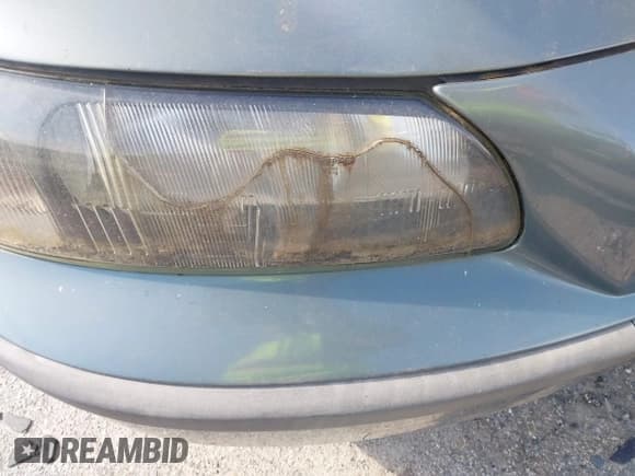 ✅ 2004 Volvo V70 • VIN: YV1SW59V142376813 • Lot: 43763133. Wystawiony na IAAI z przebiegiem 234 689 mil. Bezpłatny archiwum sprzedaży aukcyjnych z USA i szczegółowy raport historii pojazdu na DreamBid. Zdjęcie 6.