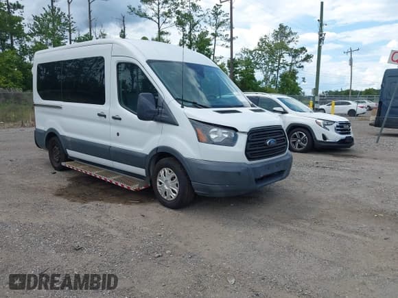 ✅ 2018 Ford Transit XL • VIN: 1FMZK1CM6JKA53454 • Lot: 42589903. Wystawiony na IAAI z przebiegiem 91 553 mil. Bezpłatny archiwum sprzedaży aukcyjnych z USA i szczegółowy raport historii pojazdu na DreamBid. Zdjęcie 1.