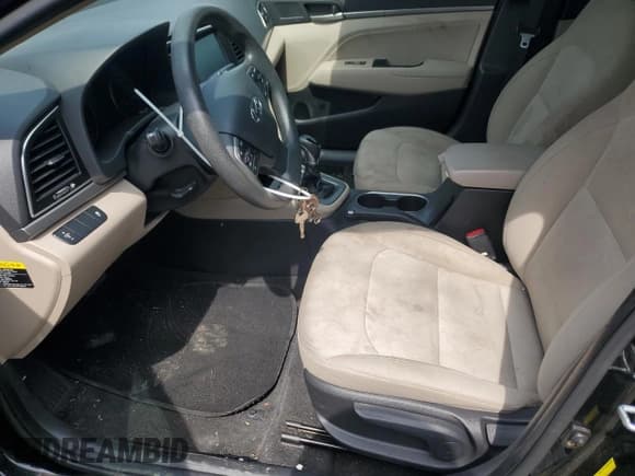 ✅ 2017 Hyundai Elantra SE • VIN: KMHD84LF3HU406016 • Lot: 68861155. Listed on Copart with 78,235 mi. Free auction sales archive from the USA and detailed vehicle history report at DreamBid. Image 7.