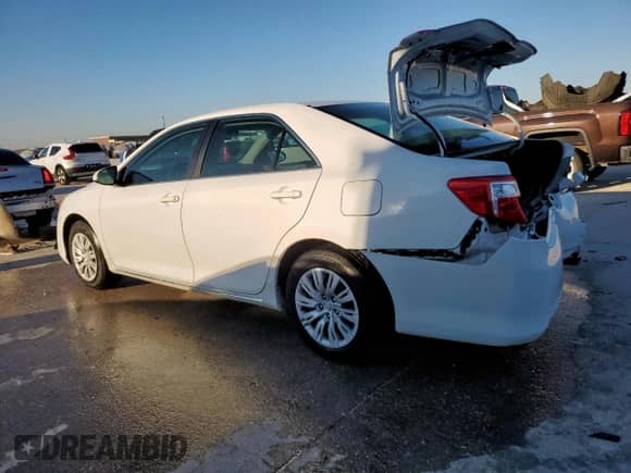 2012 Toyota Camry L с VIN 4T1BF1FK4CU176757, выставлен на аукционе Copart как лот 86109435 с пробегом 92 140 миль миль и Списание • Salvage title. История ставок и продаж доступна на DreamBid. Изображение 2.