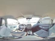 ✅ 2023 Mitsubishi Outlander ES • VIN: JA4ARUAUXPU012964 • Lot: 64581805. Wystawiony na Copart z przebiegiem 17 637 mil. Bezpłatny archiwum sprzedaży aukcyjnych z USA i szczegółowy raport historii pojazdu na DreamBid. Zdjęcie 15.