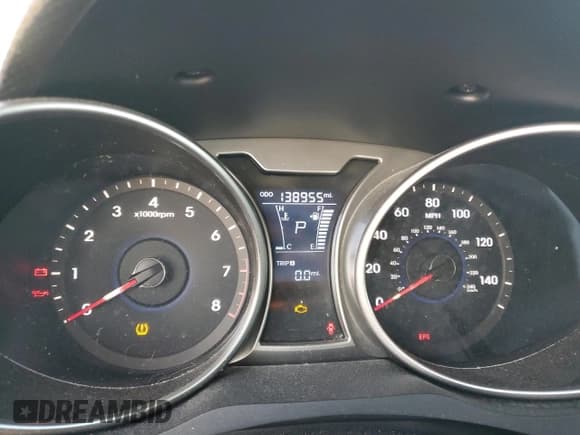 ✅ 2013 Hyundai Veloster w/Gray Int • VIN: KMHTC6AD5DU093584 • Lot: 83708564. Wystawiony na Copart z przebiegiem 138 955 mil. Bezpłatny archiwum sprzedaży aukcyjnych z USA i szczegółowy raport historii pojazdu na DreamBid. Zdjęcie 9.