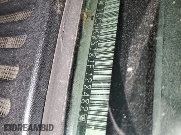 ✅ 2001 Chevrolet Silverado 2500HD • VIN: 1GCHK23181F128482 • Lot: 74553274. Wystawiony na Copart z przebiegiem Nie podano. Bezpłatny archiwum sprzedaży aukcyjnych z USA i szczegółowy raport historii pojazdu na DreamBid. Zdjęcie 12.