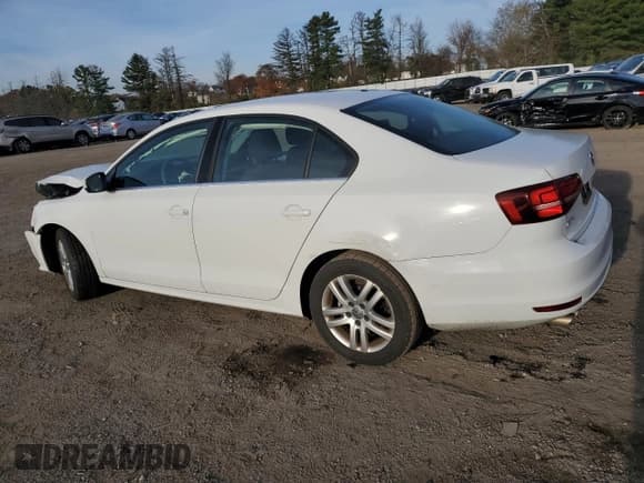 ✅ 2017 Volkswagen Jetta S • VIN: 3VW2B7AJ1HM344381 • Лот: 91822505. Опубликован ранее на Copart с пробегом 70 803 миль. Бесплатный доступ к архиву аукционных продаж из США и подробный отчёт об истории автомобиля на DreamBid. Изображение 2.