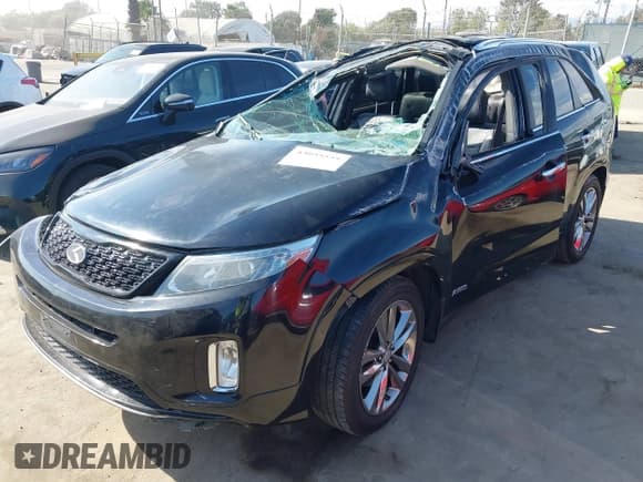 ✅ 2014 Kia Sorento SX Limited • VIN: 5XYKWDA74EG456210 • Лот: 43055555. Опубликован ранее на IAAI с пробегом 151 702 миль. Бесплатный доступ к архиву аукционных продаж из США и подробный отчёт об истории автомобиля на DreamBid. Изображение 16.