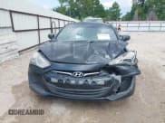 ✅ 2013 Hyundai Genesis Coupe 2.0T • VIN: KMHHT6KD0DU091858 • Lot: 42923154. Wystawiony na IAAI z przebiegiem 128 246 mil. Bezpłatny archiwum sprzedaży aukcyjnych z USA i szczegółowy raport historii pojazdu na DreamBid. Zdjęcie 12.