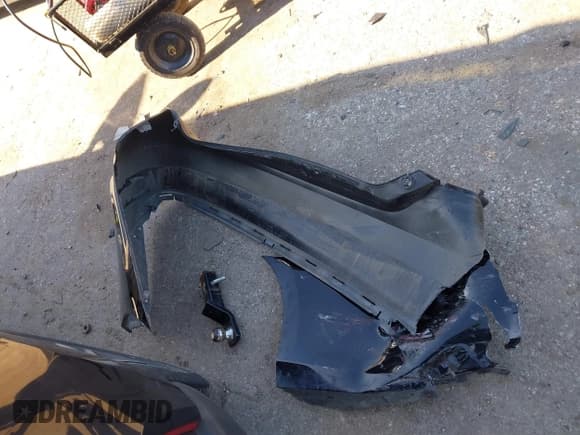 ✅ 2021 Ford Edge Titanium • VIN: 2FMPK3K97MBA35897 • Lot: 41629471. Wystawiony na IAAI z przebiegiem 55 647 mil. Bezpłatny archiwum sprzedaży aukcyjnych z USA i szczegółowy raport historii pojazdu na DreamBid. Zdjęcie 12.