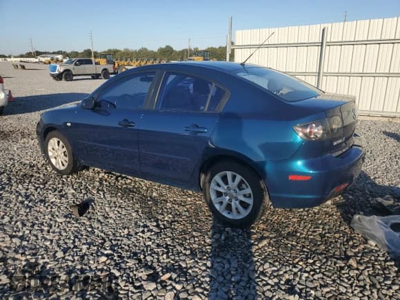 ✅ 2008 Mazda 3 S GT • VIN: JM1BK323181819424 • Лот: 93130905. Опубликован ранее на Copart с пробегом 103 079 миль. Бесплатный доступ к архиву аукционных продаж из США и подробный отчёт об истории автомобиля на DreamBid. Изображение 2.