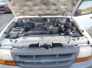 ✅ 2000 Ford Ranger XL • VIN: 1FTYR14V1YTA07568 • Lot: 43853758. Wystawiony na IAAI z przebiegiem 145 220 mil. Bezpłatny archiwum sprzedaży aukcyjnych z USA i szczegółowy raport historii pojazdu na DreamBid. Zdjęcie 10.