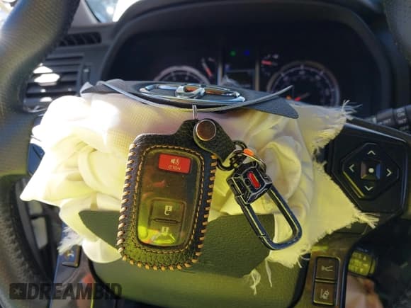 ✅ 2021 Toyota 4Runner Nightshade • VIN: JTEJU5JR4M5888601 • Lot: 41821809. Wystawiony na IAAI z przebiegiem 82 375 mil. Bezpłatny archiwum sprzedaży aukcyjnych z USA i szczegółowy raport historii pojazdu na DreamBid. Zdjęcie 11.