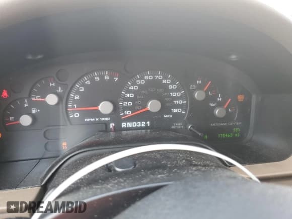 ✅ 2005 Ford Explorer XLT • VIN: 1FMZU63K15UA99676 • Lot: 66306955. Wystawiony na Copart z przebiegiem 175 463 mil. Bezpłatny archiwum sprzedaży aukcyjnych z USA i szczegółowy raport historii pojazdu na DreamBid. Zdjęcie 9.