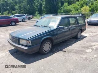 ✅ 1993 Volvo 940 • VIN: YV1JW8835P1066915 • Lot: 42583136. Wystawiony na IAAI z przebiegiem 344 472 mil. Bezpłatny archiwum sprzedaży aukcyjnych z USA i szczegółowy raport historii pojazdu na DreamBid. Zdjęcie 2.