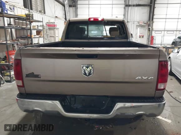 ✅ 2010 Dodge 1500 TRX • VIN: 1D7RV1GT8AS231643 • Lot: 41912525. Wystawiony na IAAI z przebiegiem 273 114 mil. Bezpłatny archiwum sprzedaży aukcyjnych z USA i szczegółowy raport historii pojazdu na DreamBid. Zdjęcie 16.
