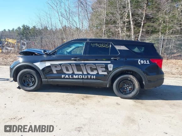 ✅ 2023 Ford Police Interceptor Utility • VIN: 1FM5K8AW0PNA04947 • Lot: 41942825. Wystawiony na IAAI z przebiegiem 37 121 mil. Bezpłatny archiwum sprzedaży aukcyjnych z USA i szczegółowy raport historii pojazdu na DreamBid. Zdjęcie 14.