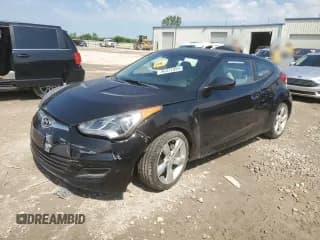 ✅ 2012 Hyundai Veloster w/Red Int • VIN: KMHTC6AD9CU074292 • Lot: 56371095. Wystawiony na Copart z przebiegiem Nie podano. Bezpłatny archiwum sprzedaży aukcyjnych z USA i szczegółowy raport historii pojazdu na DreamBid. Zdjęcie 1.