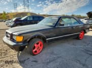 ✅ 1987 Mercedes-Benz 560 560SEC • VIN: WDBCA45D2HA307039 • Lot: 80342945. Wystawiony na Copart z przebiegiem 228 216 mil. Bezpłatny archiwum sprzedaży aukcyjnych z USA i szczegółowy raport historii pojazdu na DreamBid. Zdjęcie 1.