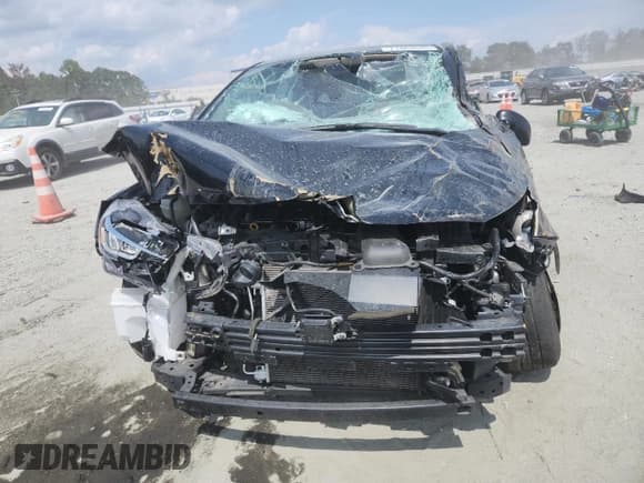 ✅ 2022 Nissan Versa S • VIN: 3N1CN8DV7NL820365 • Lot: 71463545. Wystawiony na Copart z przebiegiem 41 869 mil. Bezpłatny archiwum sprzedaży aukcyjnych z USA i szczegółowy raport historii pojazdu na DreamBid. Zdjęcie 5.