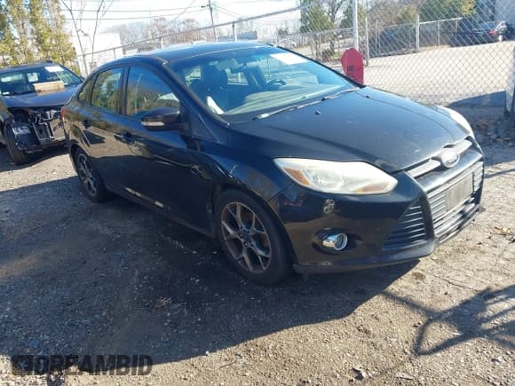 ✅ 2014 Ford Focus SE • VIN: 1FADP3F28EL187071 • Лот: 43768508. Опубликован ранее на IAAI с пробегом 138 640 миль. Бесплатный доступ к архиву аукционных продаж из США и подробный отчёт об истории автомобиля на DreamBid. Изображение 1.