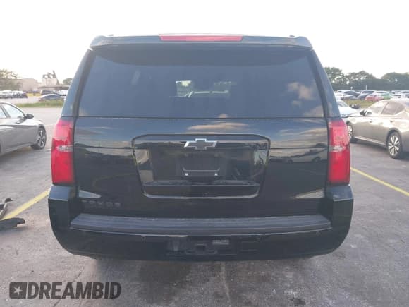 ✅ 2019 Chevrolet Tahoe LT • VIN: 1GNSKBKC4KR272918 • Lot: 41322220. Listed on IAAI with 186,883 mi. Free auction sales archive from the USA and detailed vehicle history report at DreamBid. Image 17.