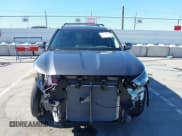 ✅ 2025 Toyota Highlander LE • VIN: 5TDKDRAH5SS553880 • Лот: 43574389. Опубликован ранее на IAAI с пробегом 6 679 миль. Бесплатный доступ к архиву аукционных продаж из США и подробный отчёт об истории автомобиля на DreamBid. Изображение 13.