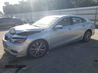 2017 Chevrolet Malibu Premier z VIN 1G1ZH5SX6HF188032, wystawiony jako Copart lot #63249355 z przebiegiem 135 969 mil mil oraz Szkoda całkowita • Salvage title. Historia ofert i sprzedaży dostępna na DreamBid. Obrazek 1.