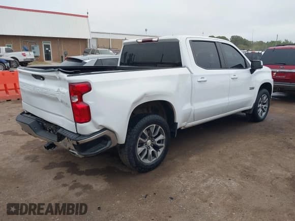✅ 2022 Chevrolet Silverado 1500 LT • VIN: 1GCUYDED7NZ146203 • Lot: 43382274. Listed on IAAI with 35,494 mi. Free auction sales archive from the USA and detailed vehicle history report at DreamBid. Image 4.