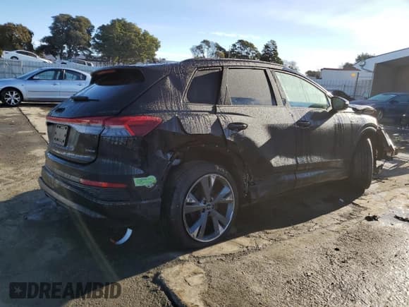 ✅ 2023 Audi Q4 e-tron Prestige • VIN: WA1M2BFZ5PP044388 • Lot: 79492323. Listed on Copart with 8,364 mi. Free auction sales archive from the USA and detailed vehicle history report at DreamBid. Image 3.