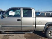 ✅ 2003 Chevrolet Silverado 2500HD LS • VIN: 1GCHC29113E232275 • Lot: 41367050. Listed on IAAI with 266,450 mi. Free auction sales archive from the USA and detailed vehicle history report at DreamBid. Image 14.