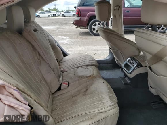 ✅ 2022 Mercedes-Benz S 500 • VIN: W1K6G6DB6NA142624 • Lot: 84369295. Wystawiony na Copart z przebiegiem Nie podano. Bezpłatny archiwum sprzedaży aukcyjnych z USA i szczegółowy raport historii pojazdu na DreamBid. Zdjęcie 10.