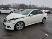 ✅ 2010 Mercedes-Benz E 350 Luxury • VIN: WDDHF5GB0AA250412 • Лот: 44999445. Опубликован ранее на Copart с пробегом Не указан. Бесплатный доступ к архиву аукционных продаж из США и подробный отчёт об истории автомобиля на DreamBid. Изображение 1.