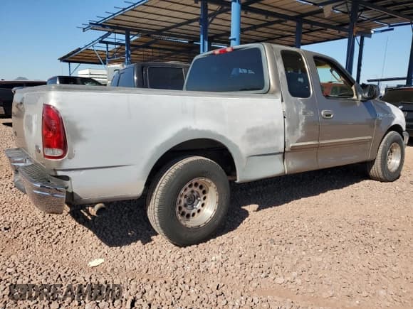 ✅ 2003 Ford F-150 XL • VIN: 1FTRX17253NA60931 • Lot: 82729965. Listed on Copart with 159,126 mi. Free auction sales archive from the USA and detailed vehicle history report at DreamBid. Image 3.