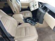 ✅ 2006 Land Rover LR3 SE • VIN: SALAE25476A354252 • Lot: 42263286. Wystawiony na IAAI z przebiegiem 177 990 mil. Bezpłatny archiwum sprzedaży aukcyjnych z USA i szczegółowy raport historii pojazdu na DreamBid. Zdjęcie 5.