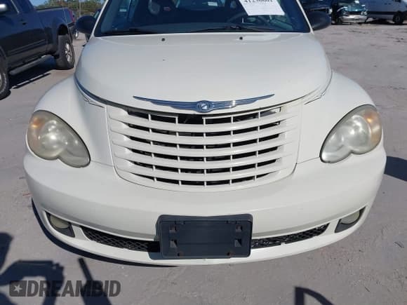 ✅ 2008 Chrysler PT Cruiser • VIN: 3C3HY55X38T101812 • Lot: 41236601. Listed on IAAI with 116,036 mi. Free auction sales archive from the USA and detailed vehicle history report at DreamBid. Image 6.