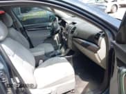 ✅ 2011 Kia Sorento LX • VIN: 5XYKT4A26BG138128 • Lot: 42659016. Wystawiony na IAAI z przebiegiem 202 077 mil. Bezpłatny archiwum sprzedaży aukcyjnych z USA i szczegółowy raport historii pojazdu na DreamBid. Zdjęcie 5.