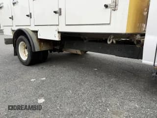 ✅ 2019 Ford Econoline Commercial • VIN: 1FDXE4FS8KDC19277 • Lot: 56847115. Listed on Copart with 142,505 mi. Free auction sales archive from the USA and detailed vehicle history report at DreamBid. Image 4.