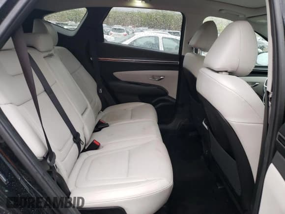 ✅ 2022 Hyundai Tucson Limited • VIN: 5NMJECAE4NH046066 • Lot: 51521993. Wystawiony na Copart z przebiegiem 22 731 mil. Bezpłatny archiwum sprzedaży aukcyjnych z USA i szczegółowy raport historii pojazdu na DreamBid. Zdjęcie 11.