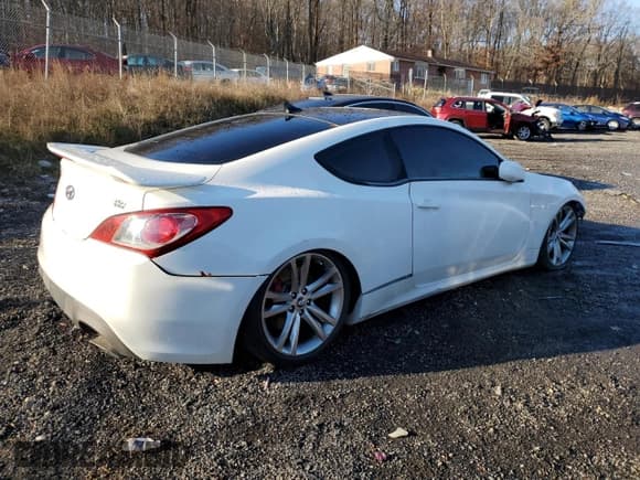✅ 2012 Hyundai Genesis Coupe 2.0T • VIN: KMHHT6KD6CU072908 • Lot: 83045454. Wystawiony na Copart z przebiegiem 81 494 mil. Bezpłatny archiwum sprzedaży aukcyjnych z USA i szczegółowy raport historii pojazdu na DreamBid. Zdjęcie 3.