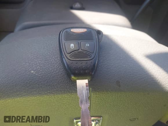 ✅ 2008 Dodge 1500 ST • VIN: 1D7HU18N68S574993 • Лот: 41684360. Опубликован ранее на IAAI с пробегом 135 091 миль. Бесплатный доступ к архиву аукционных продаж из США и подробный отчёт об истории автомобиля на DreamBid. Изображение 11.