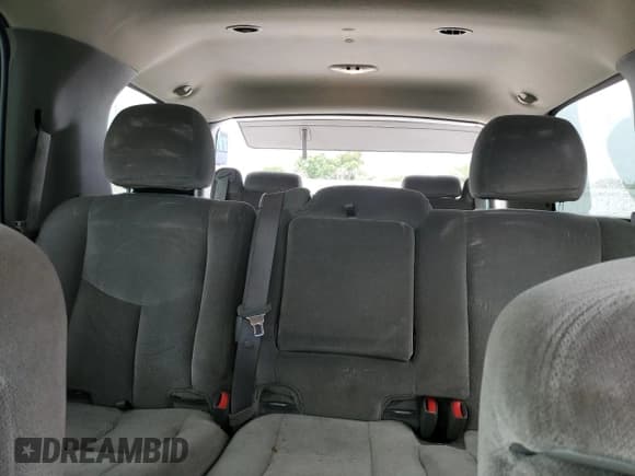 ✅ 2005 GMC Yukon SLE • VIN: 1GKEK13T45J261827 • Lot: 64165874. Wystawiony na Copart z przebiegiem 259 576 mil. Bezpłatny archiwum sprzedaży aukcyjnych z USA i szczegółowy raport historii pojazdu na DreamBid. Zdjęcie 10.