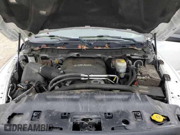 ✅ 2018 Ram 2500 Big Horn • VIN: 3C6UR5MJXJG117001 • Lot: 48939635. Wystawiony na Copart z przebiegiem 96 332 mil. Bezpłatny archiwum sprzedaży aukcyjnych z USA i szczegółowy raport historii pojazdu na DreamBid. Zdjęcie 11.