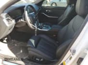 ✅ 2020 BMW 3 Series 330i xDrive • VIN: WBA5R7C06LFH62797 • Lot: 58265845. Wystawiony na Copart z przebiegiem 70 192 mil. Bezpłatny archiwum sprzedaży aukcyjnych z USA i szczegółowy raport historii pojazdu na DreamBid. Zdjęcie 7.